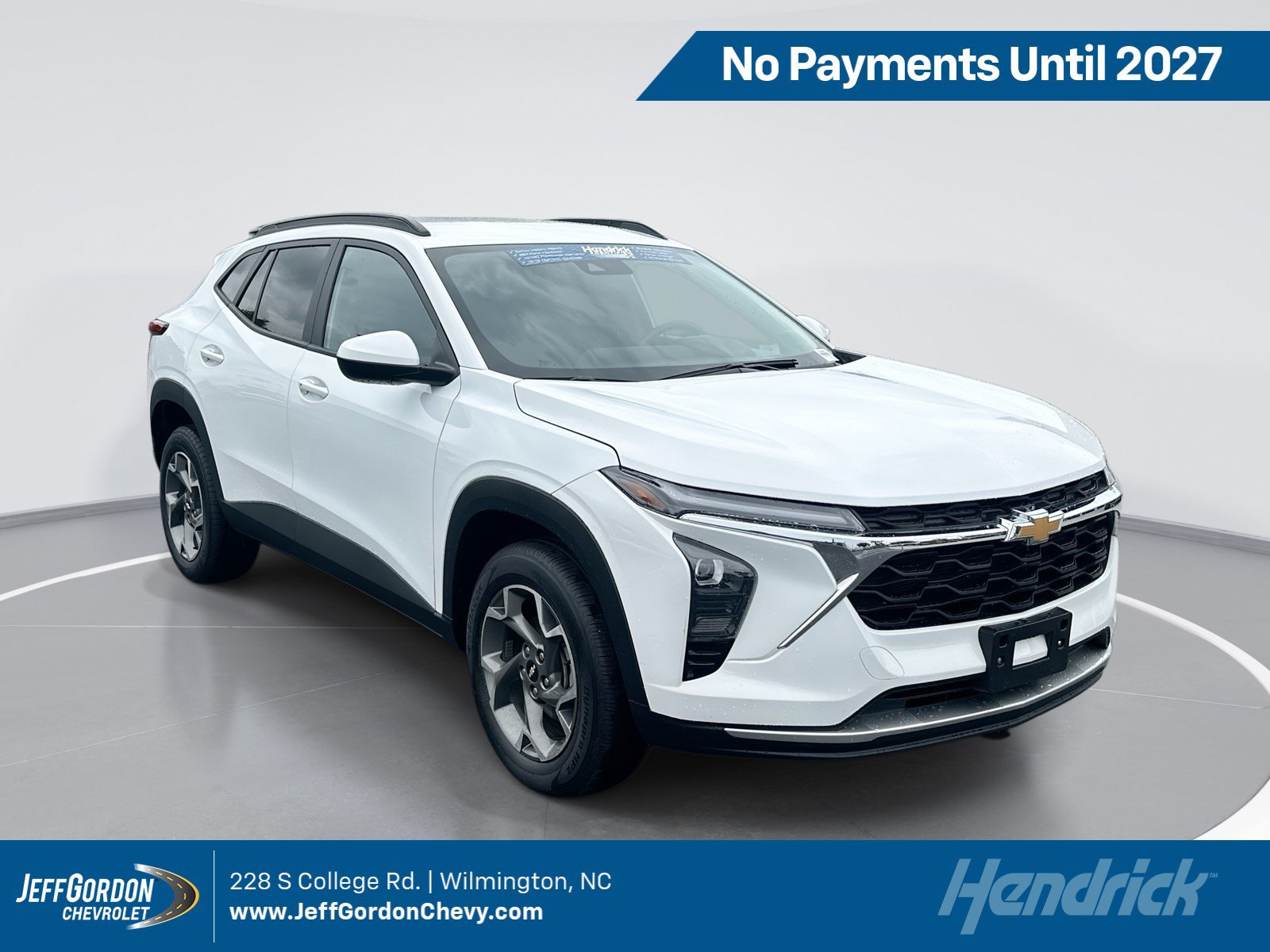 Used 2025 Chevrolet Trax LT w/ LT Convenience Package FWD image 1