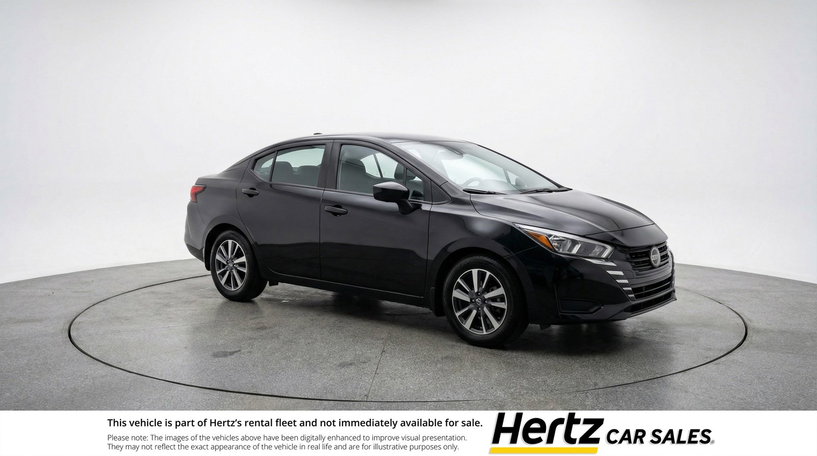Used 2025 Nissan Versa SV image 1