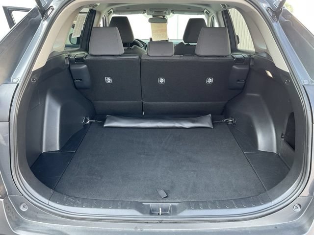 Used 2025 Toyota RAV4 XLE AWD/4WD image 29