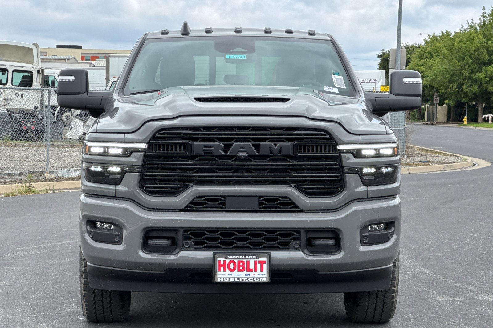 New 2026 RAM 2500 Laramie AWD/4WD image 8