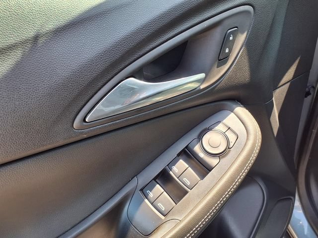 Used 2025 Buick Encore GX Preferred FWD image 55