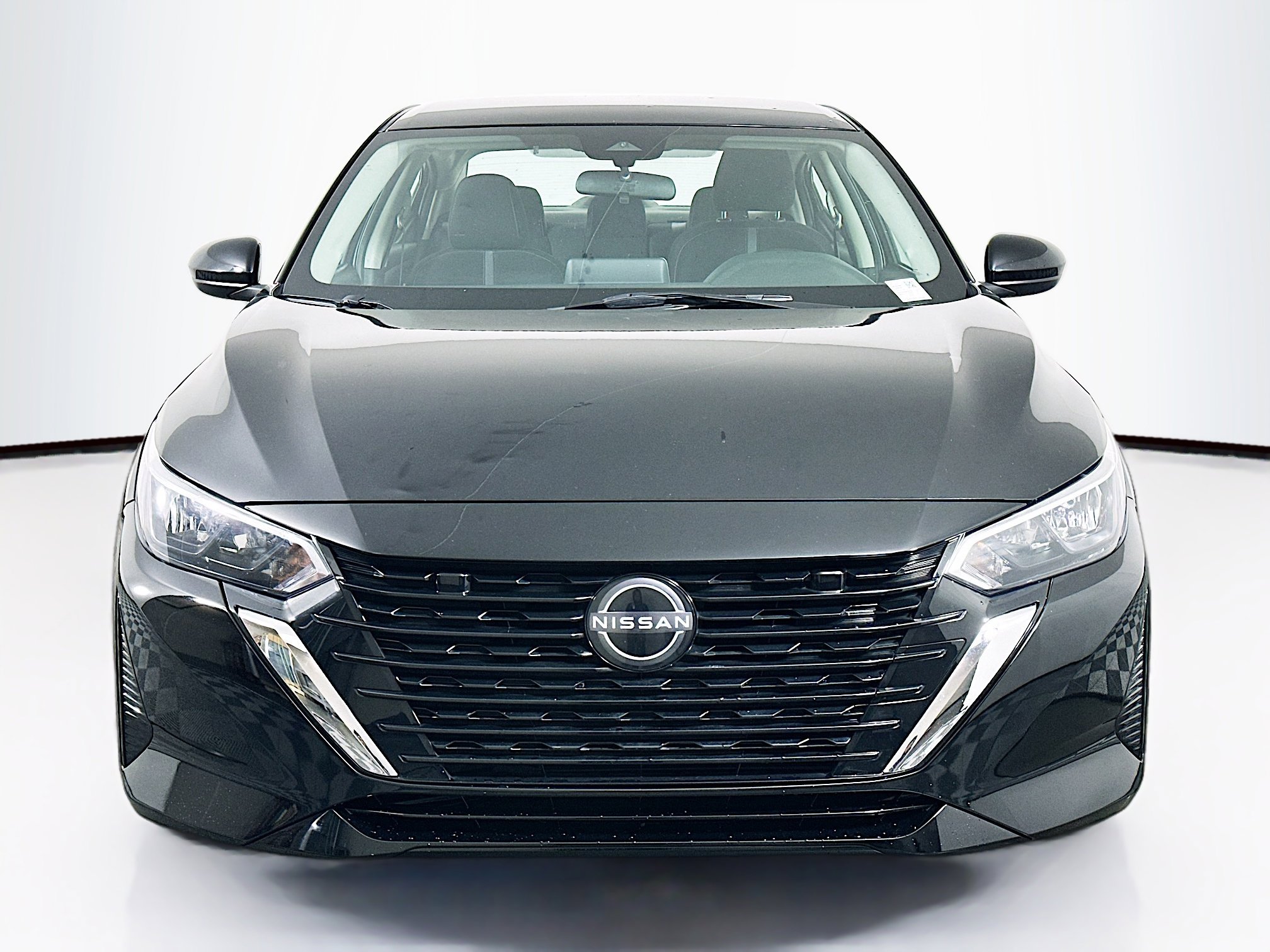 Used 2024 Nissan Sentra SV image 2