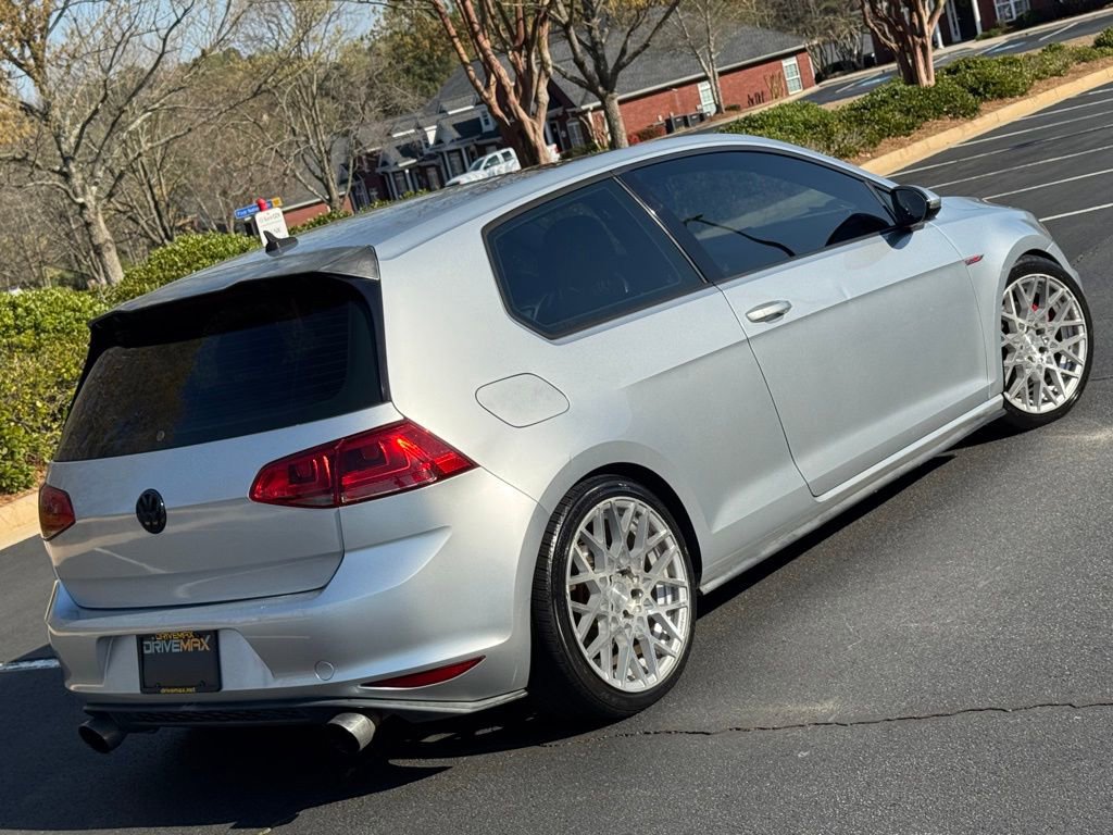 Used 2015 Volkswagen GTI SE w/ Lighting Package (SEL) FWD image 4