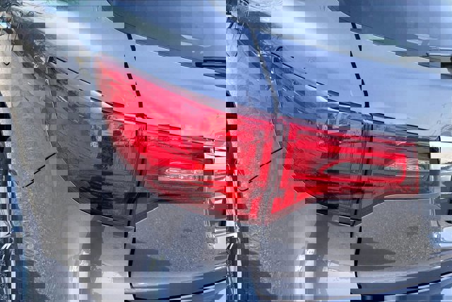 Used 2020 Acura MDX SH-AWD image 29