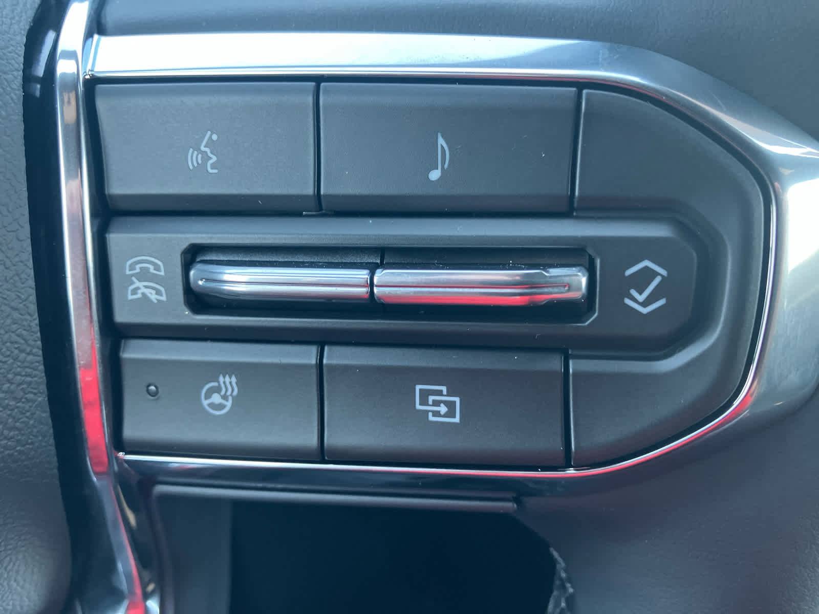 New 2026 GMC Terrain Elevation w/ Elevation Premium Package image 19