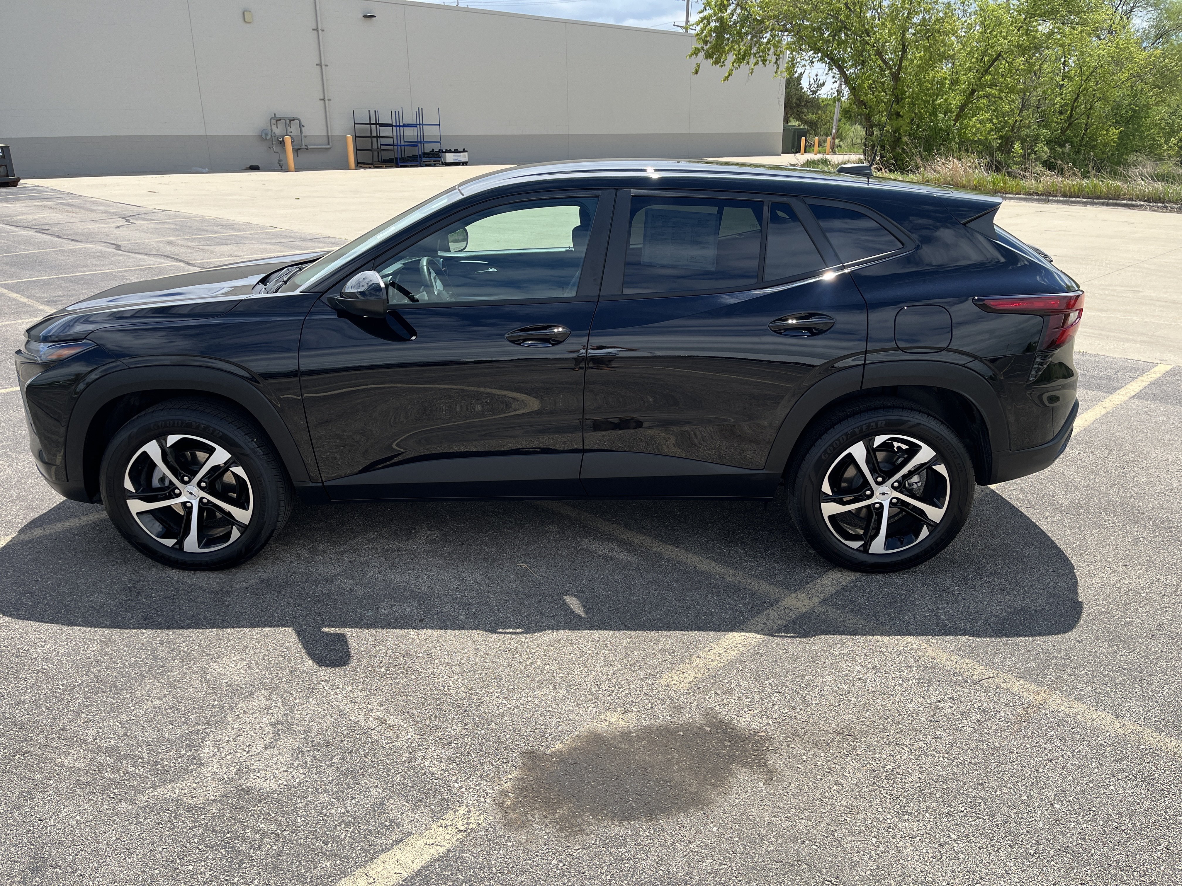 Used 2026 Chevrolet Trax RS w/ Driver Confidence Package FWD image 3