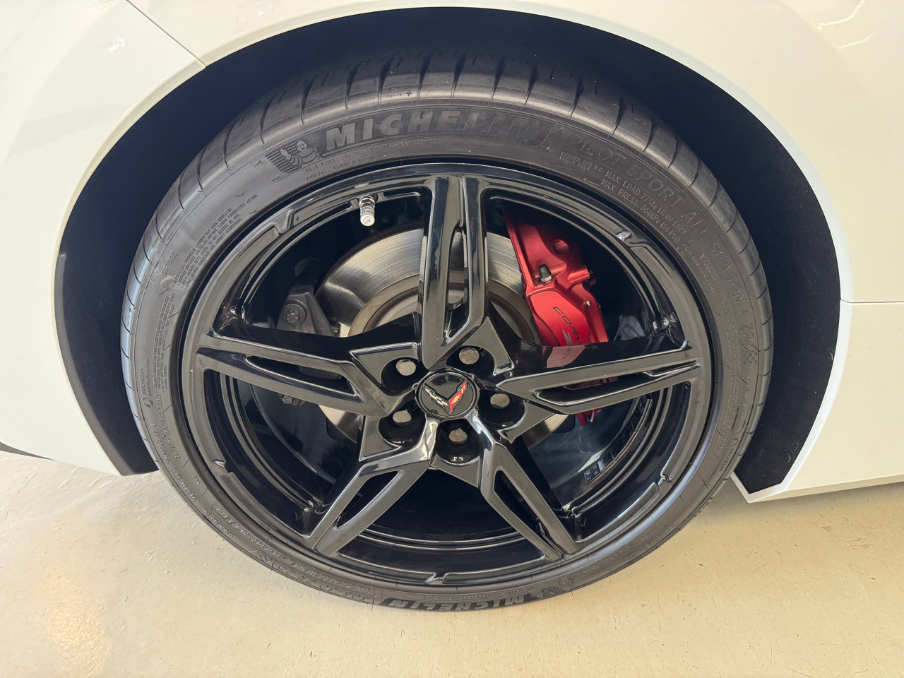 Used 2021 Chevrolet Corvette Stingray 3LT w/ Z51 Performance Package image 33