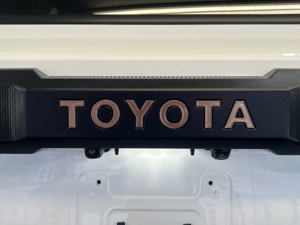 Used 2025 Toyota 4Runner TRD Off-Road Premium w/ Tow Technology Package AWD/4WD image 12