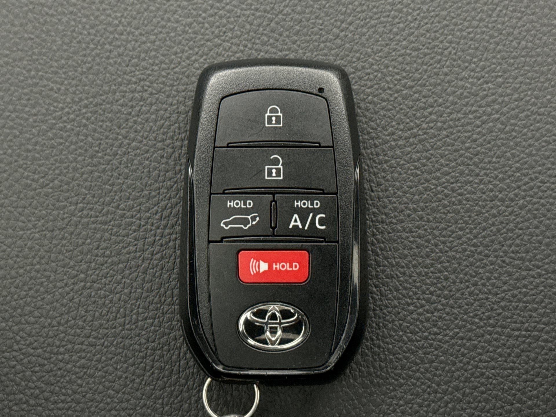 Used 2025 Toyota bZ4X AWD w/ Weather Package image 23