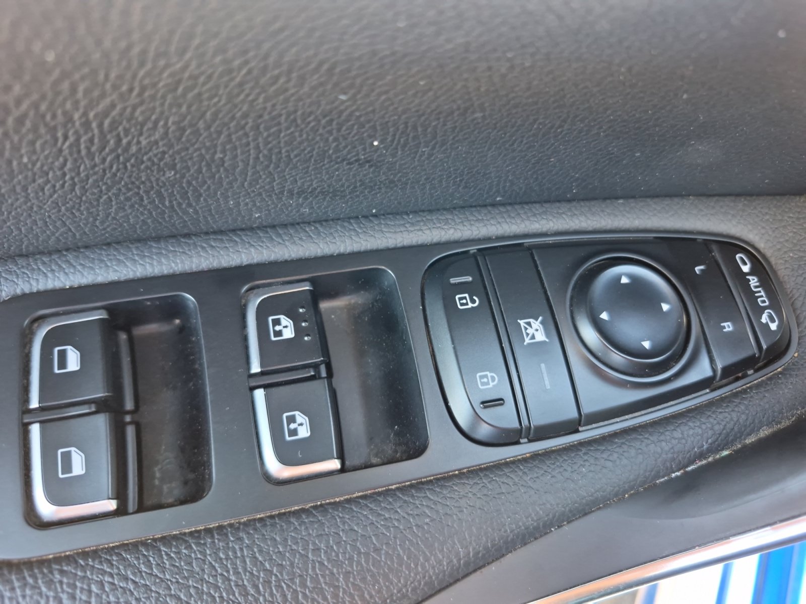 Used 2022 Kia Stinger GT-Line w/ Sun & Sound Package AWD/4WD image 15