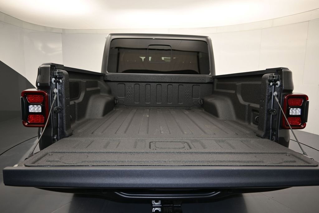 New 2026 Jeep Gladiator Rubicon AWD/4WD image 24