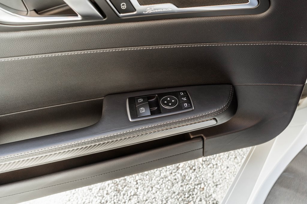 Used 2018 Mercedes-Benz AMG GT Roadster w/ Lane Tracking Package image 17