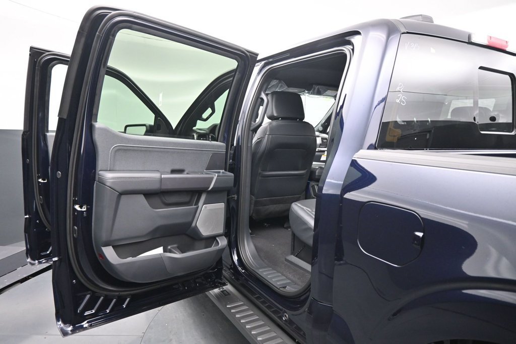 New 2026 Ford F150 Lariat w/ Equipment Group 501A Mid AWD/4WD image 19