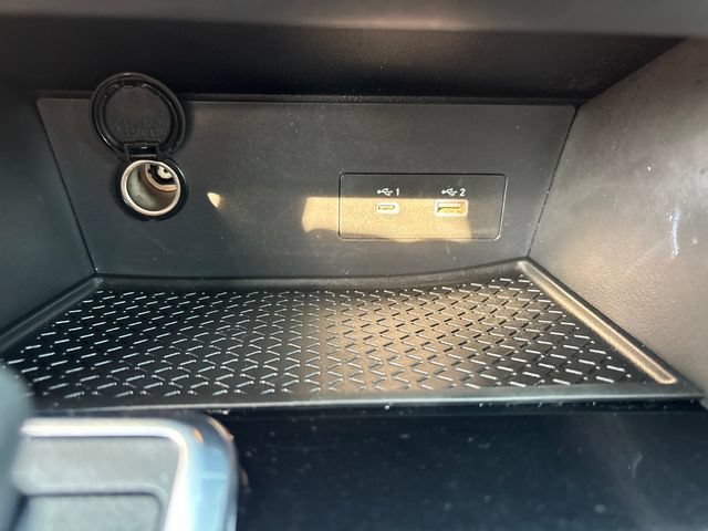 Used 2024 Nissan Pathfinder SV FWD image 25
