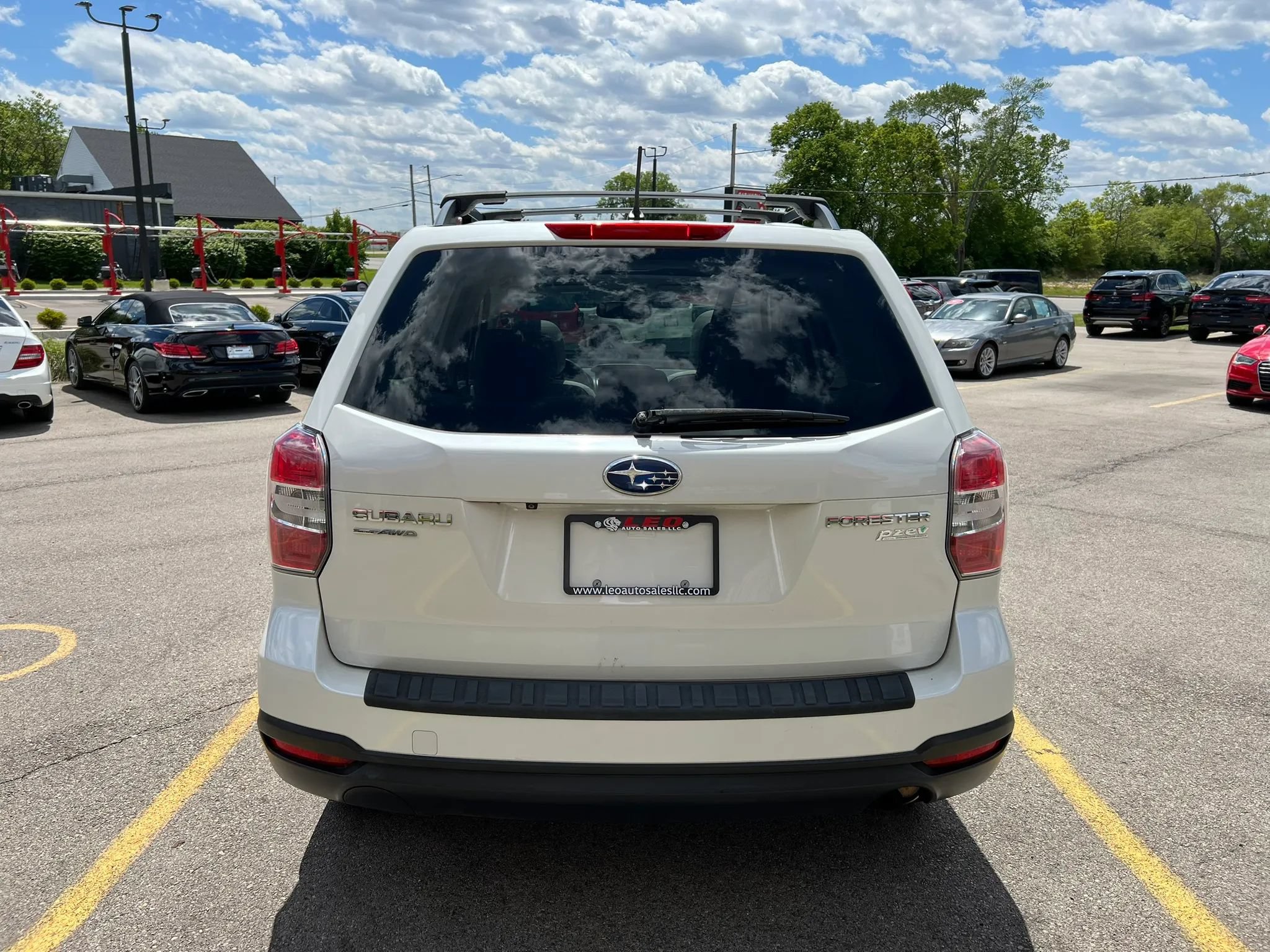 Used 2015 Subaru Forester 2.5i Premium w/ All-Weather Package AWD/4WD image 6