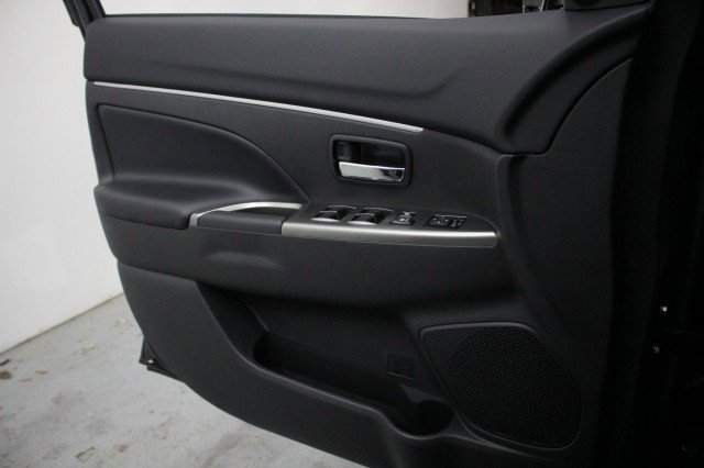 New 2026 Mitsubishi Outlander Sport SEL AWD/4WD image 15