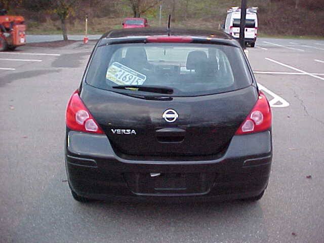Used 2010 Nissan Versa 1.8 S w/ PWR Plus Pkg FWD image 10