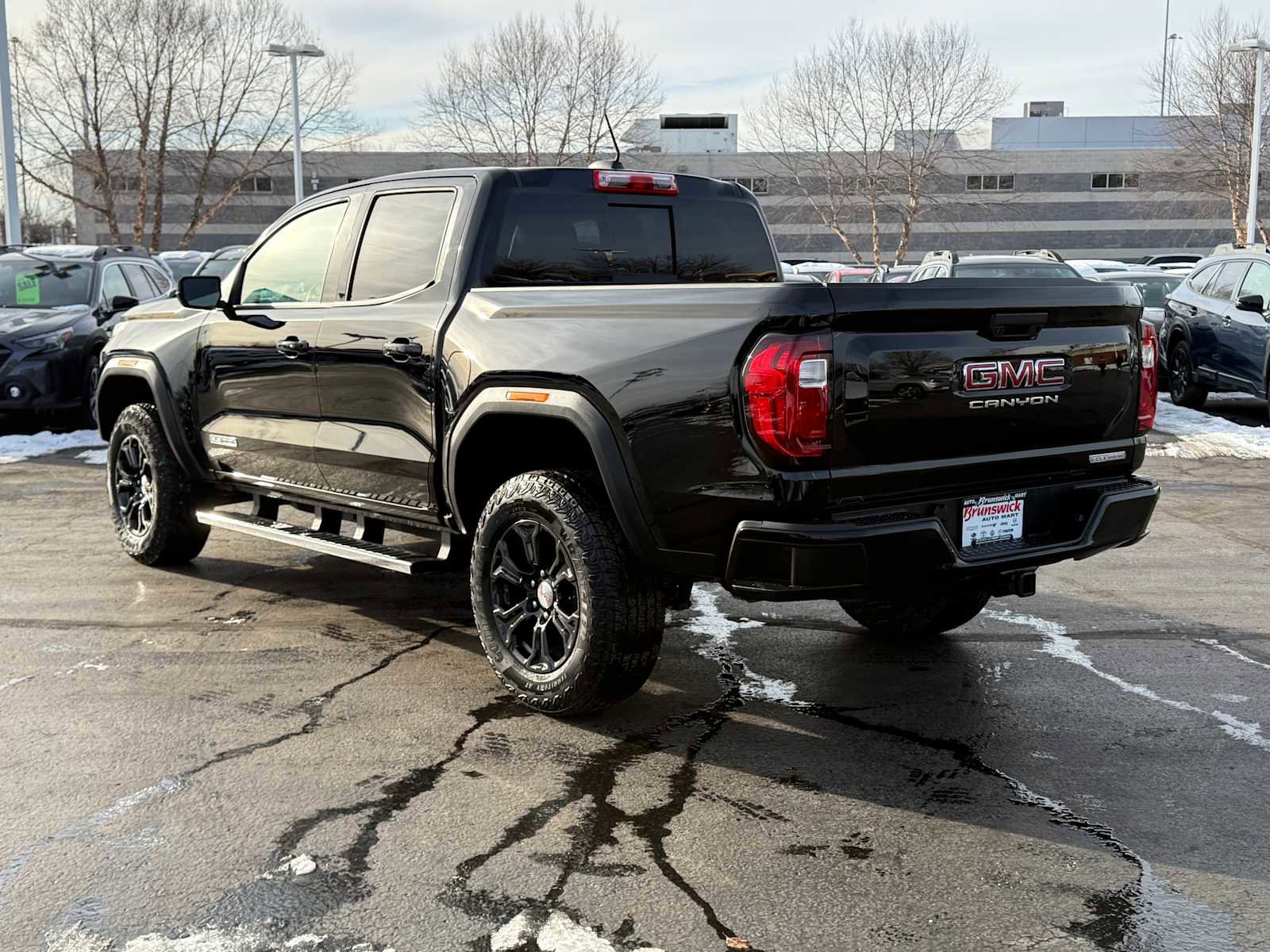 Used 2024 GMC Canyon Elevation w/ Convenience Package image 6