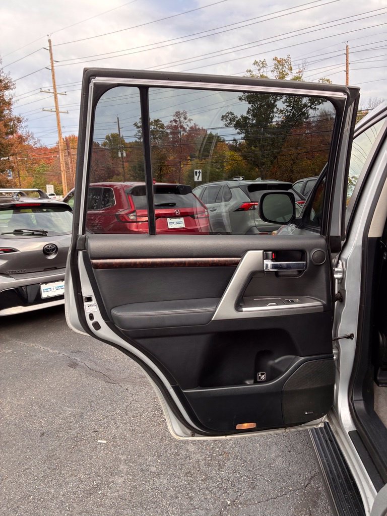 Used 2013 Toyota Land Cruiser AWD/4WD image 28