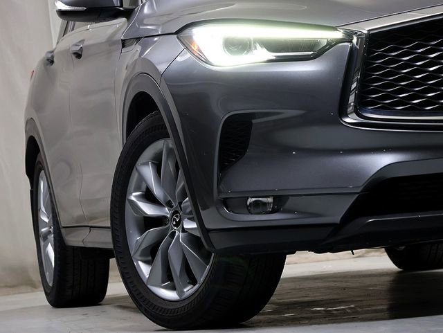 Used 2019 INFINITI QX50 Luxe w/ Navigation Package image 4