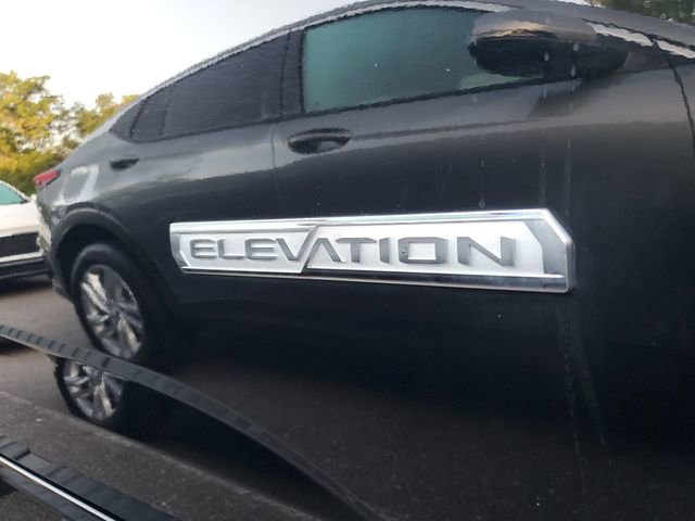 Used 2022 GMC Canyon Elevation w/ Elevation Premium Package image 4