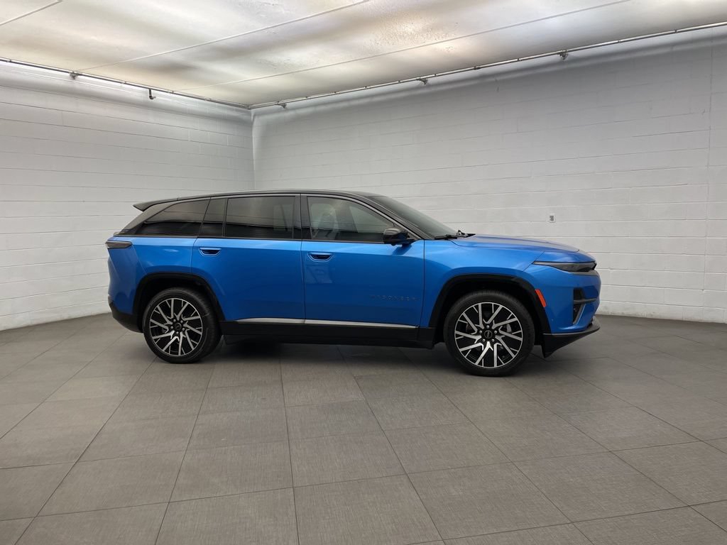 New 2025 Jeep Wagoneer S Limited AWD/4WD image 2