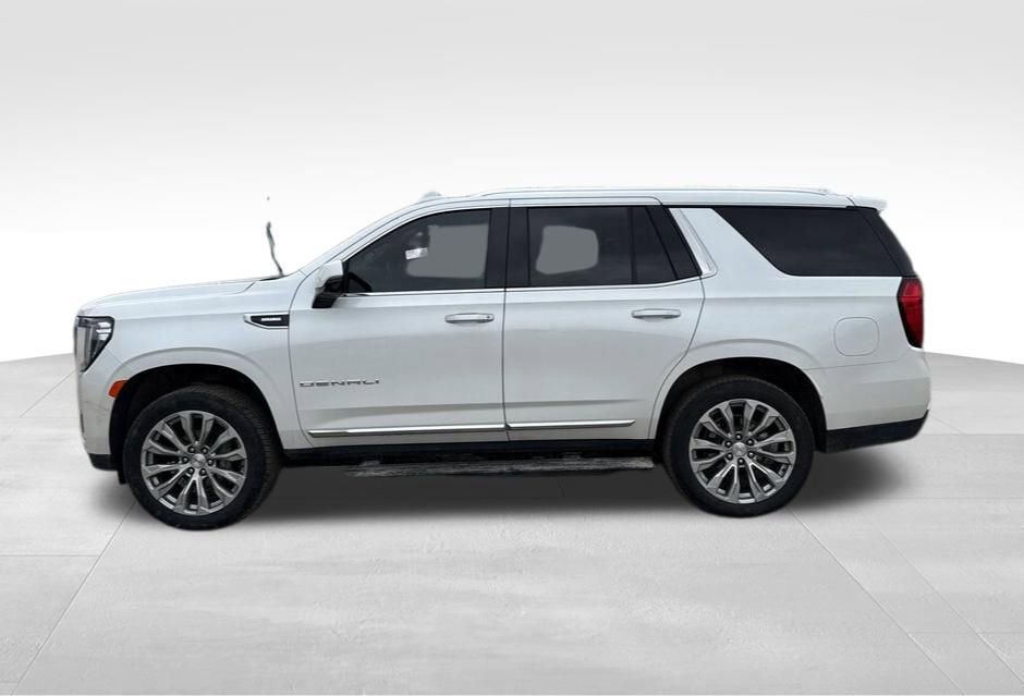 Used 2024 GMC Yukon Denali w/ Max Trailering Package image 3