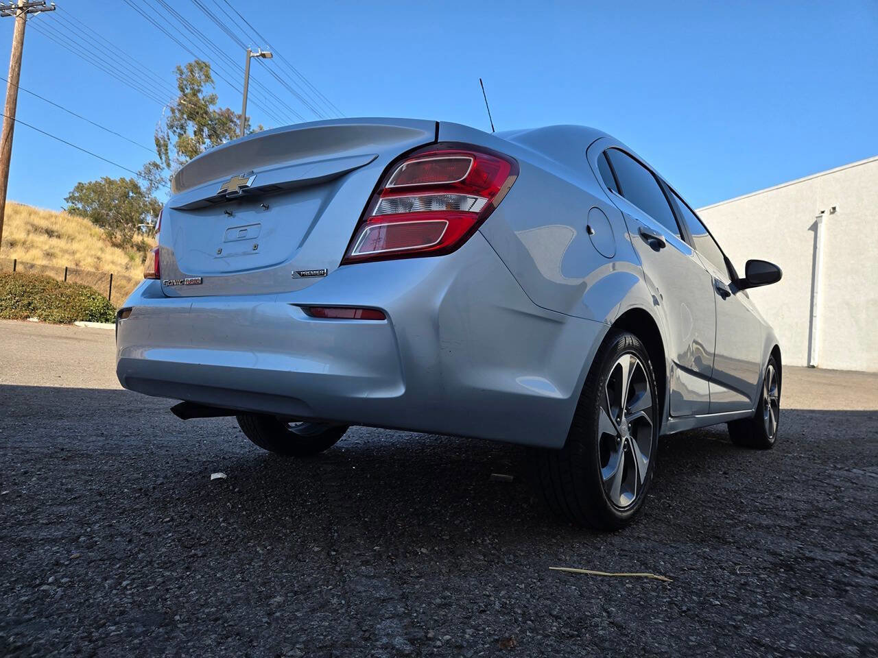 Used 2018 Chevrolet Sonic Premier FWD image 16