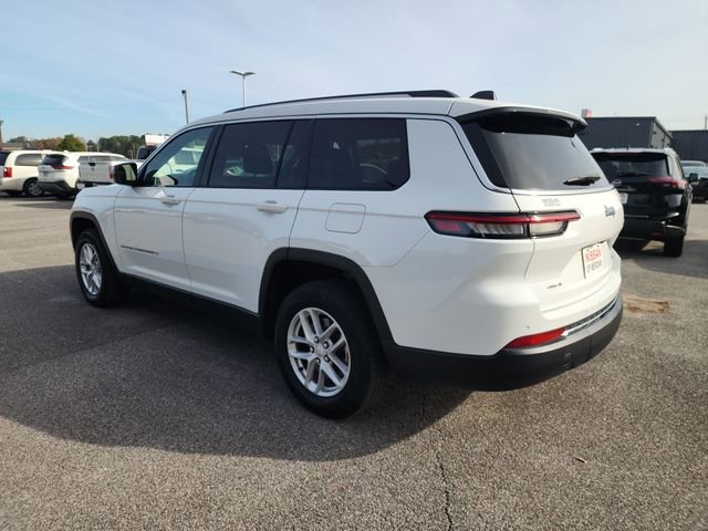 Used 2023 Jeep Grand Cherokee L Laredo image 3
