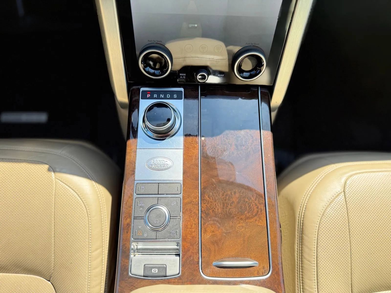 Used 2018 Land Rover Range Rover Supercharged AWD/4WD image 15