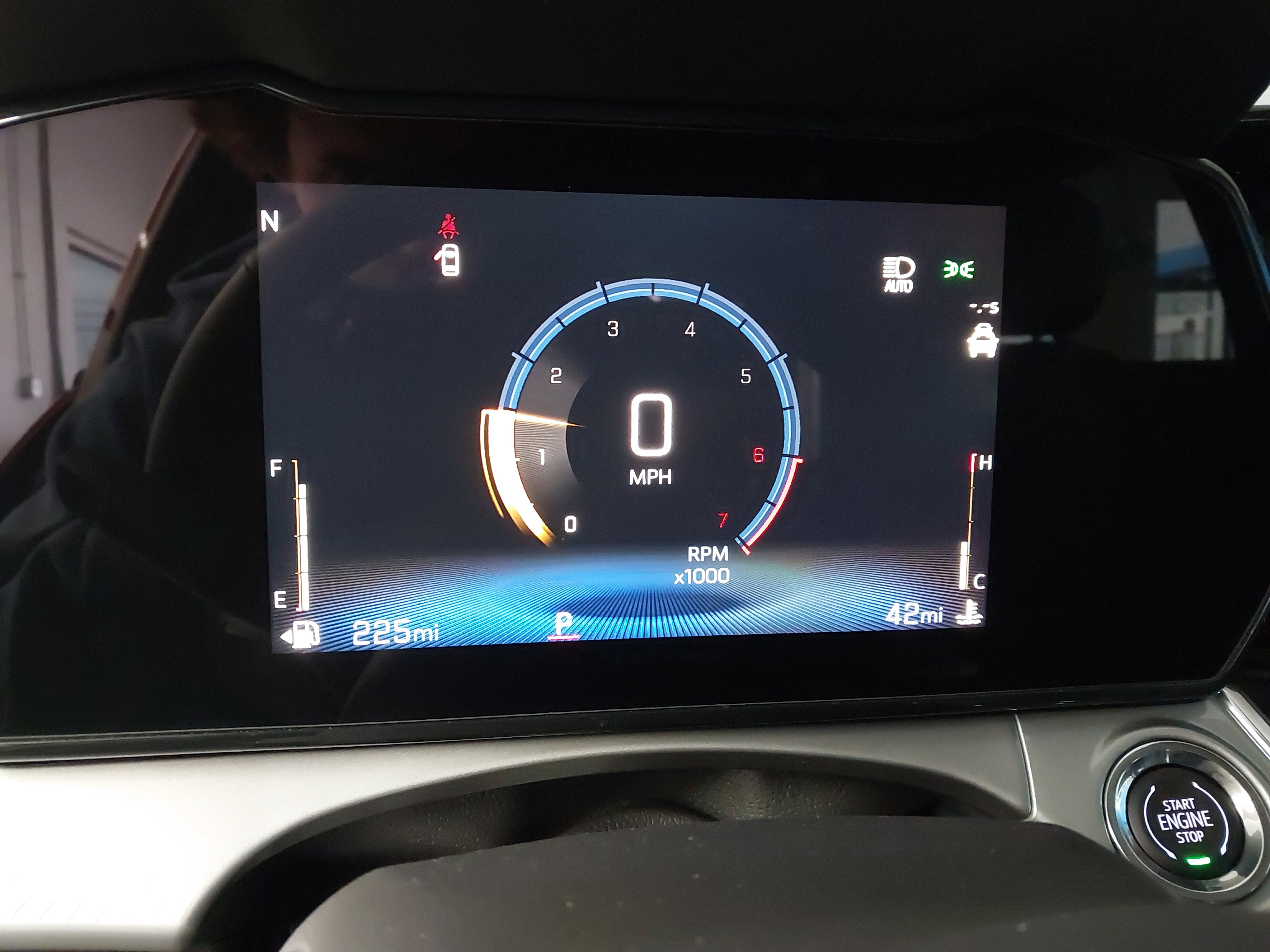 Used 2025 Chevrolet Trax LT w/ Driver Confidence Package FWD image 19