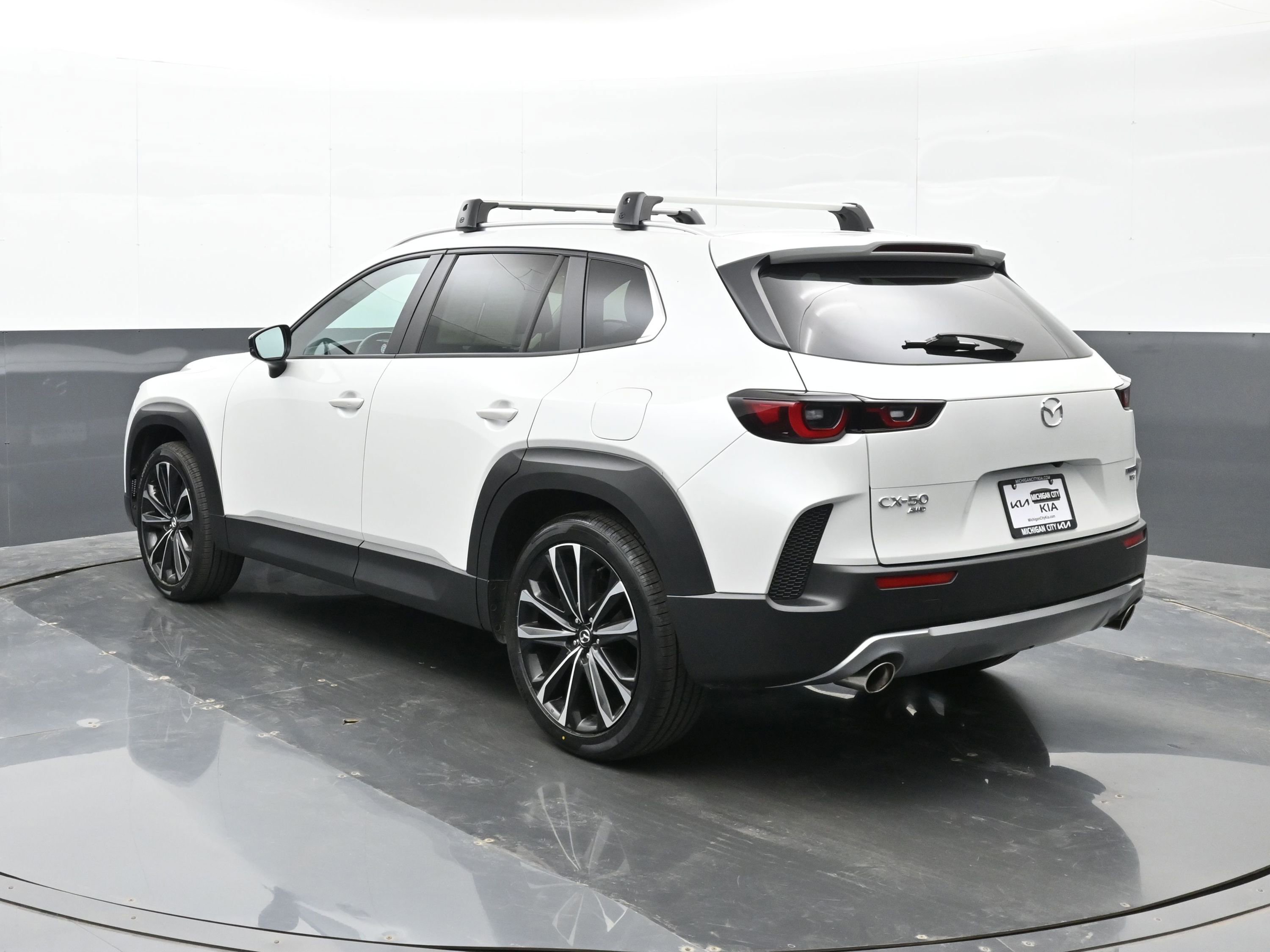 Used 2024 MAZDA CX-50 AWD 2.5 Turbo image 6