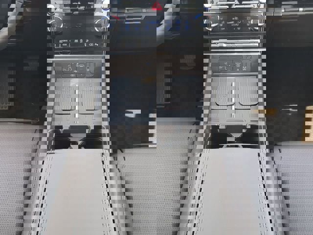 Certified 2024 Hyundai Santa Fe Limited image 17