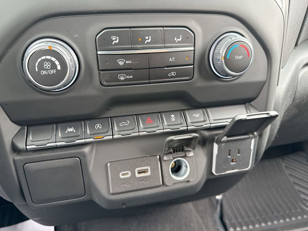 Used 2023 Chevrolet Silverado 1500 Custom w/ LPO, Dark Essentials Package RWD image 19
