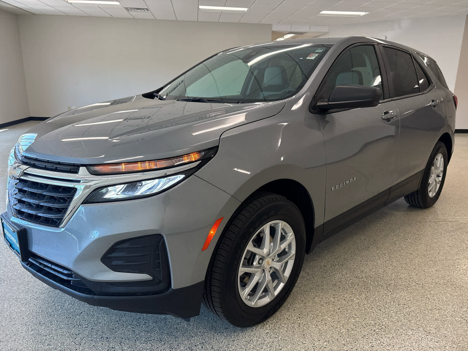 Used 2024 Chevrolet Equinox LS w/ LS Convenience Package