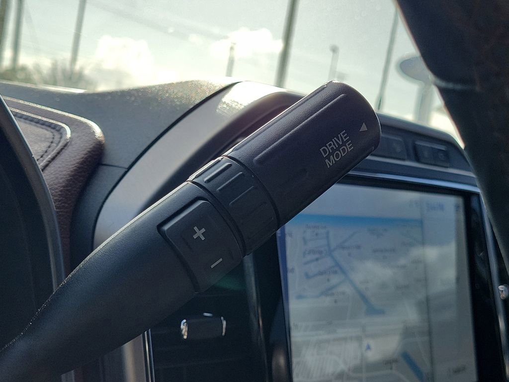 Used 2022 Ford F250 Platinum w/ FX4 Off-Road Package image 34