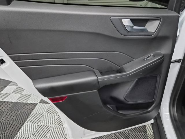 Used 2023 Ford Escape ST-Line w/ Tech Pack #1 FWD image 17
