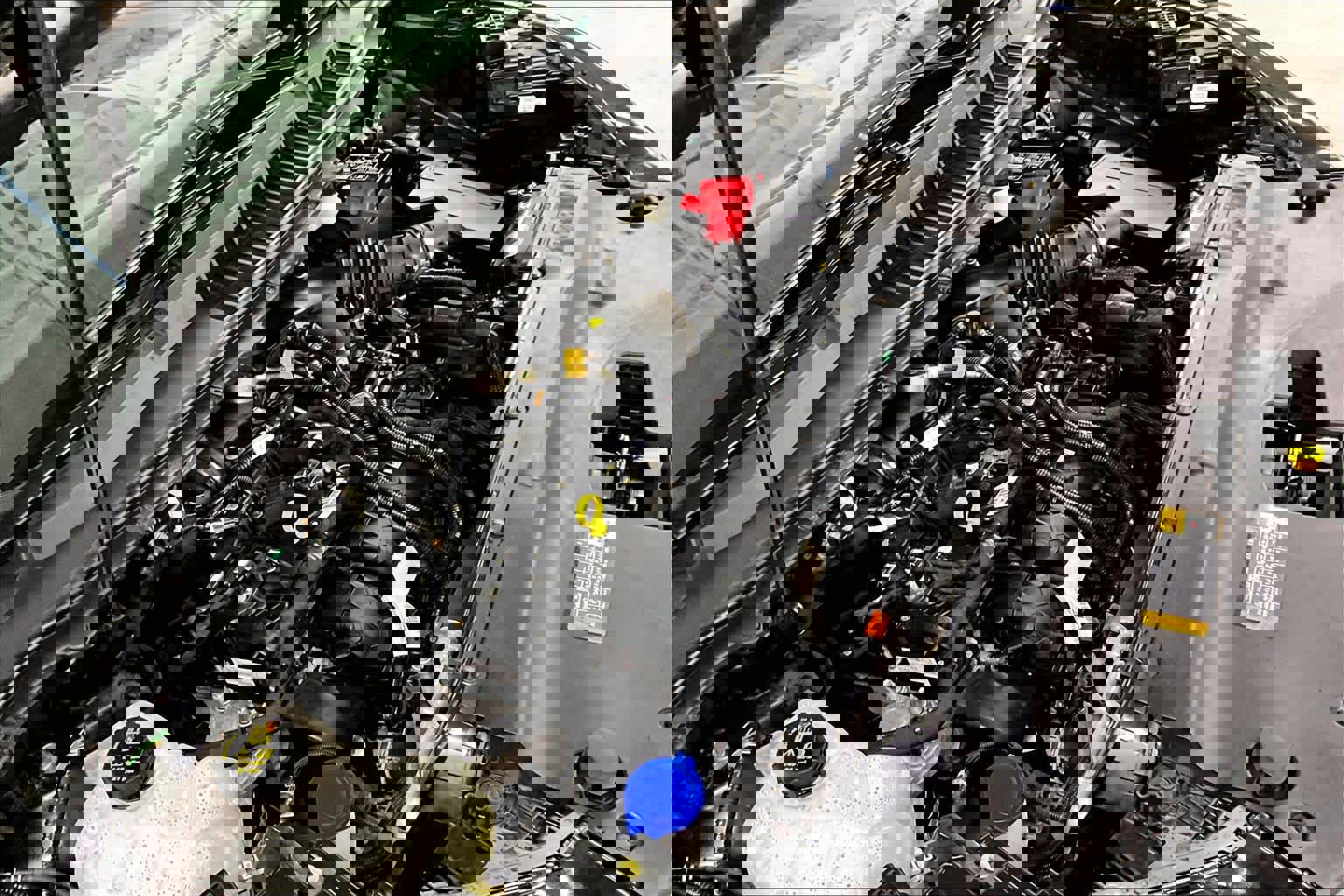 Used 2020 Ford Edge SEL w/ Convenience Package image 32