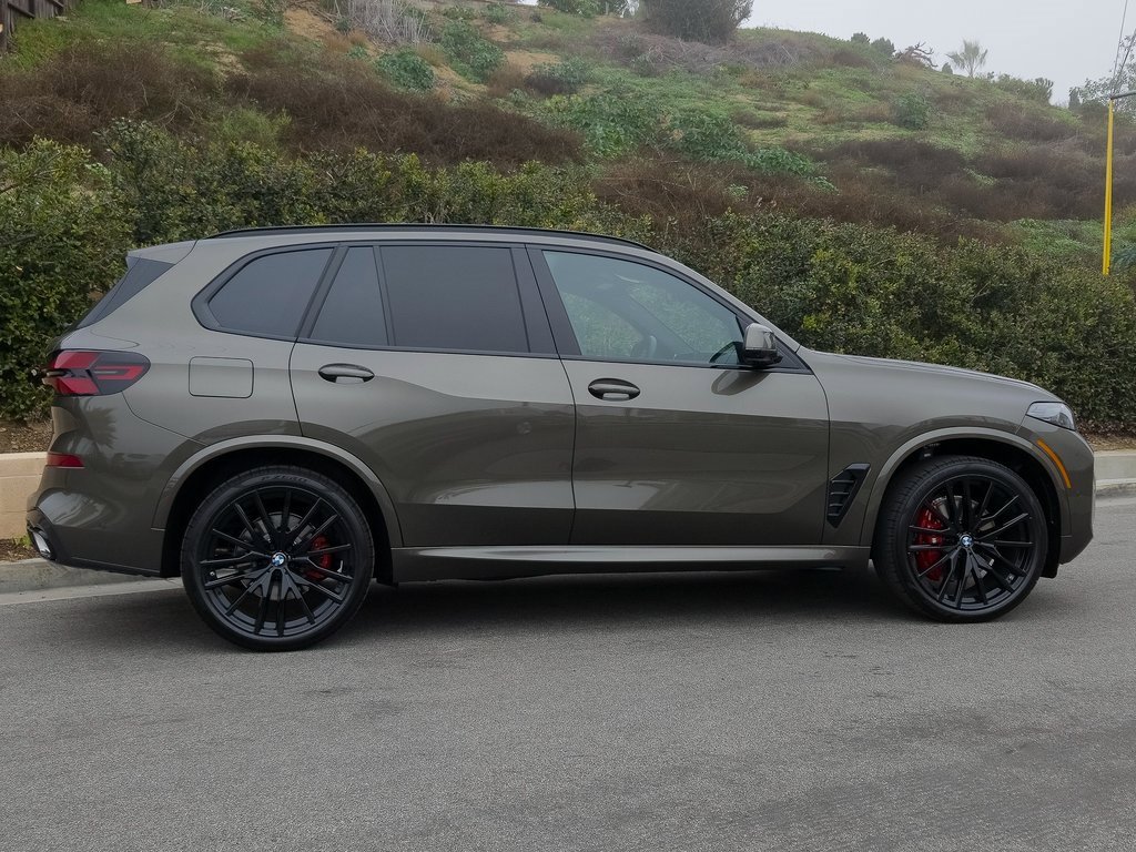 New 2026 BMW X5 xDrive40i w/ M Sport Package image 4