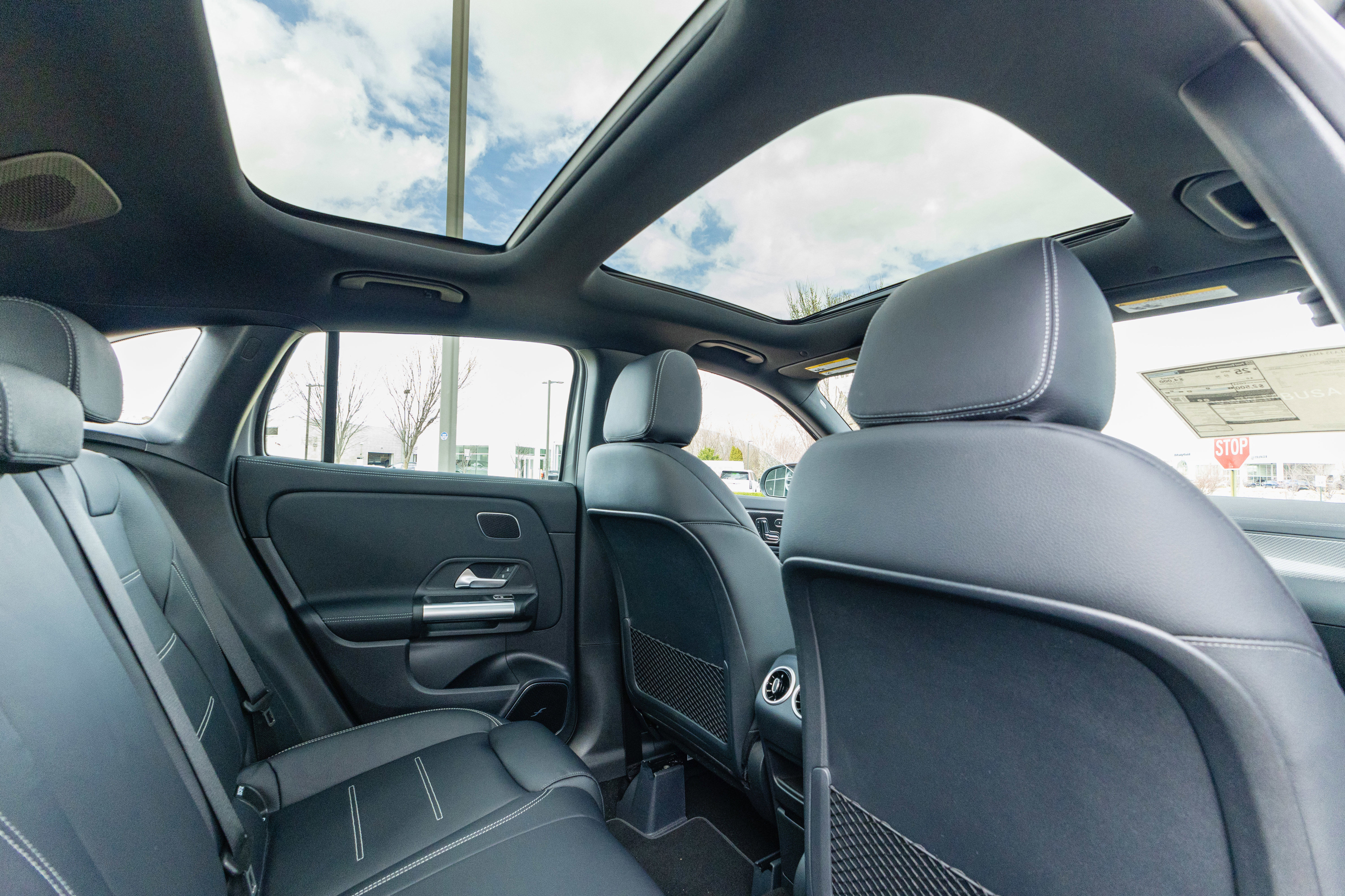 New 2026 Mercedes-Benz GLA 35 AMG 4MATIC image 27