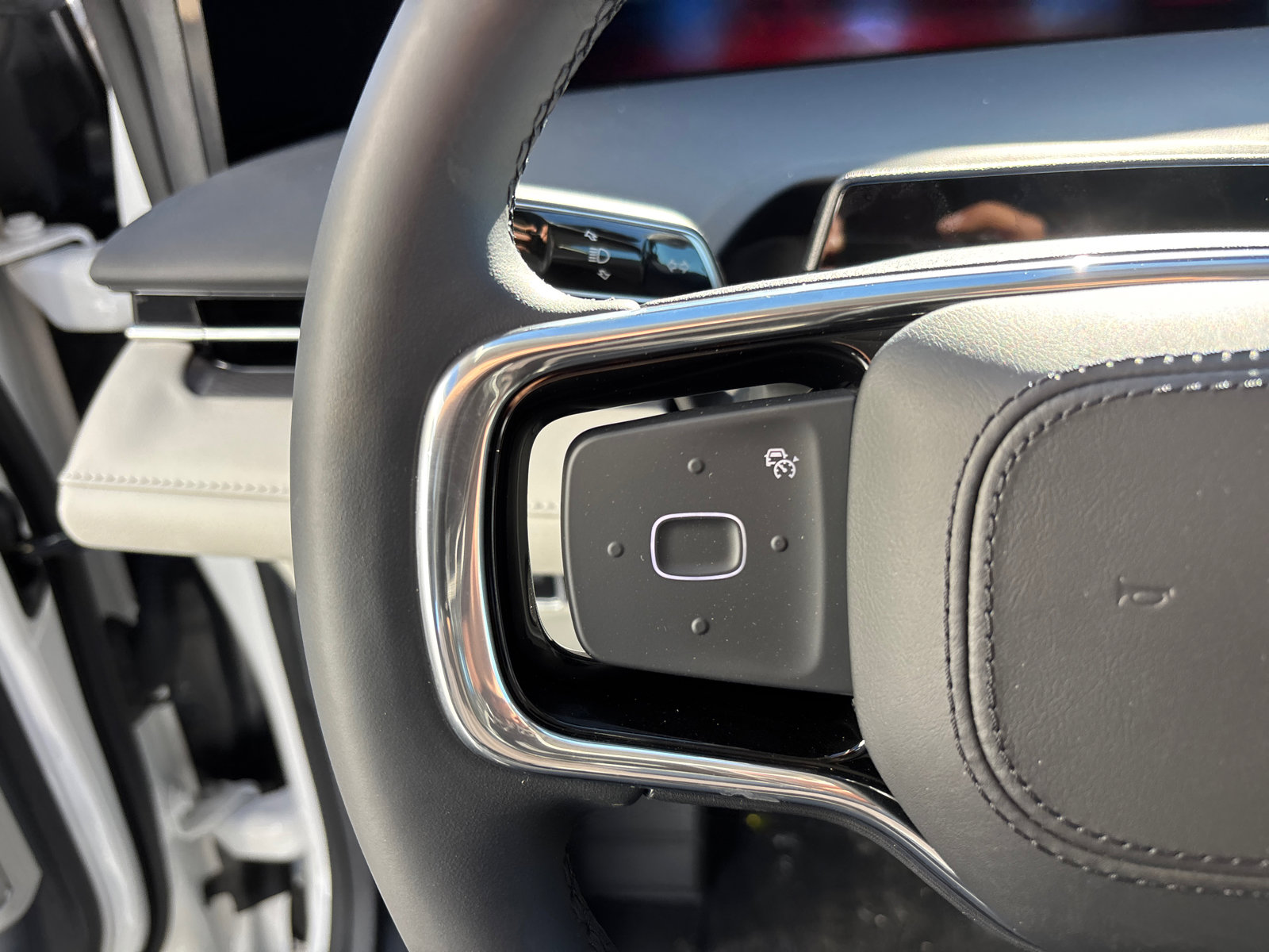 New 2026 Lincoln Nautilus Premier w/ Equipment Group 102A image 17