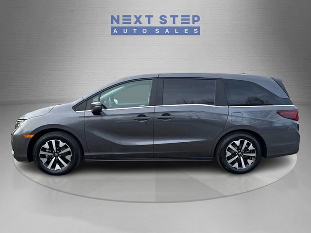 Used 2025 Honda Odyssey EX-L image 4