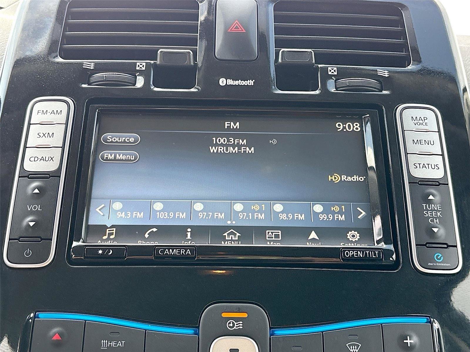 Used 2017 Nissan Leaf SL w/ Premium Package FWD image 15