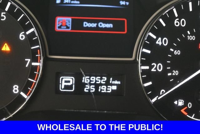 Used 2014 Nissan Pathfinder SV FWD image 20