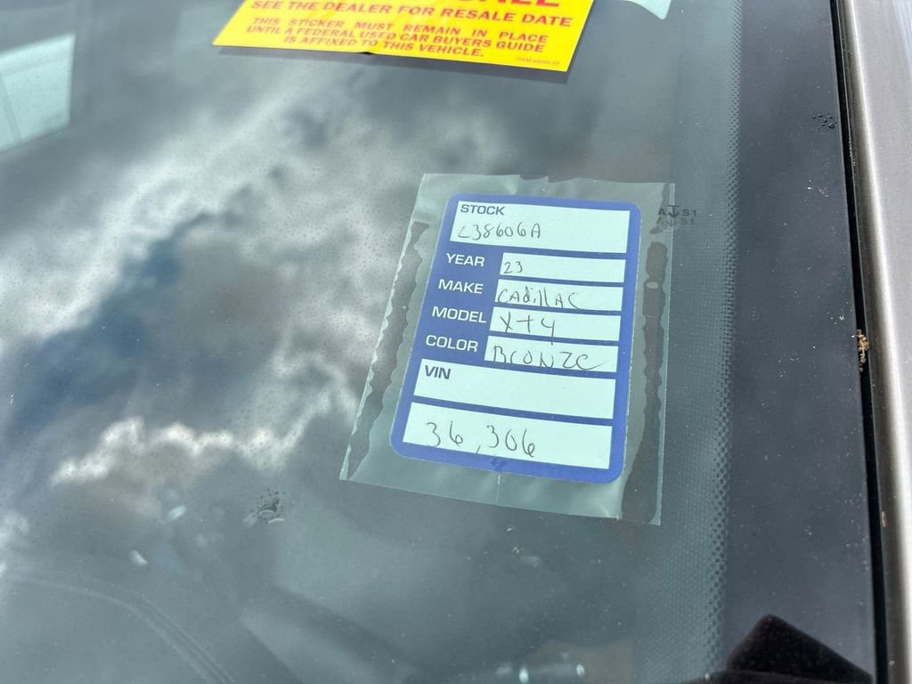 Used 2023 Cadillac XT5 Premium Luxury w/ Technology Package FWD image 11