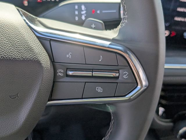 Used 2026 Chevrolet Suburban LT image 31