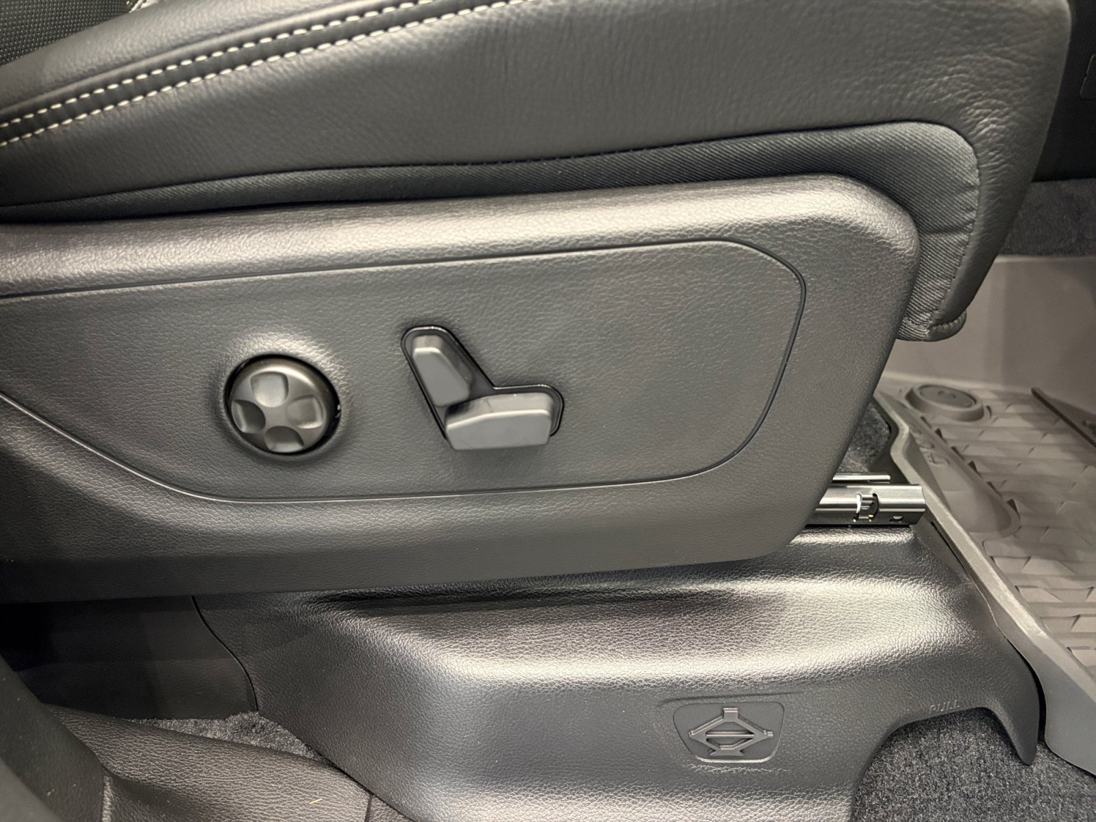 New 2026 RAM 1500 RHO AWD/4WD image 33