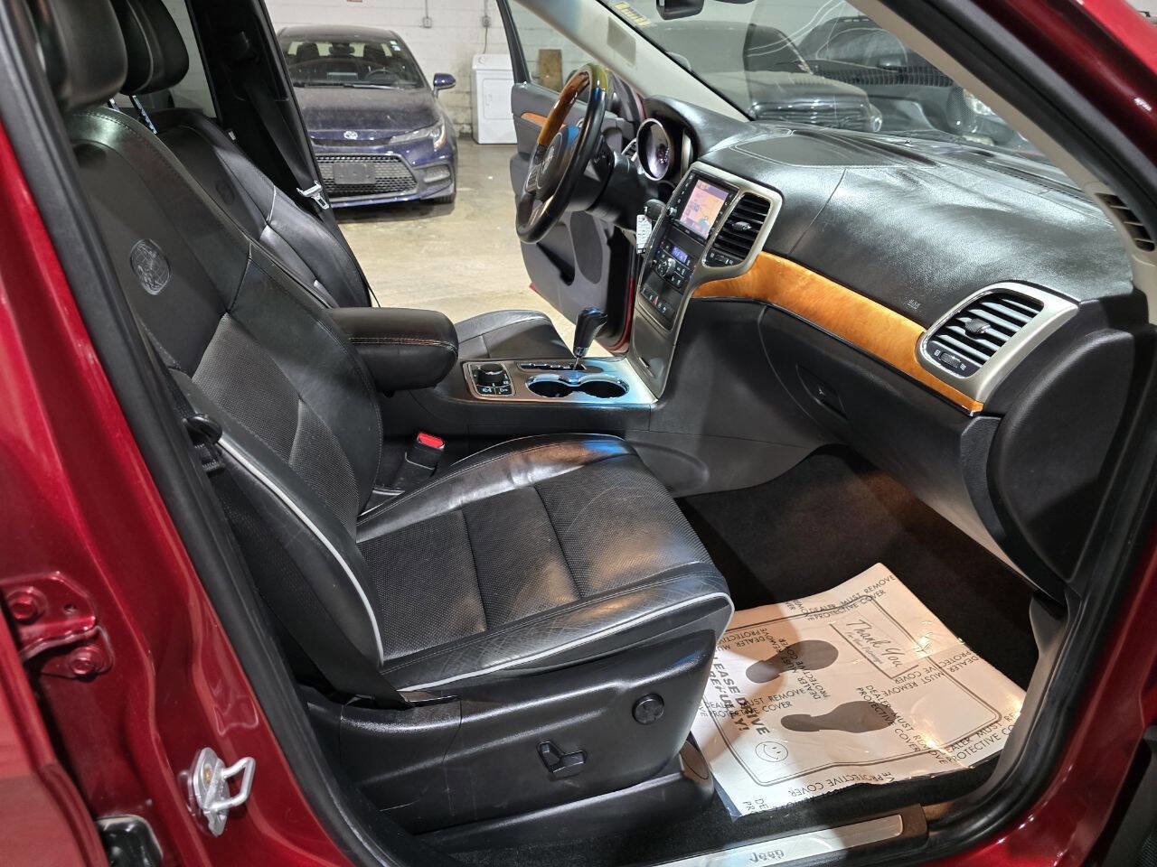 Used 2012 Jeep Grand Cherokee Overland image 36