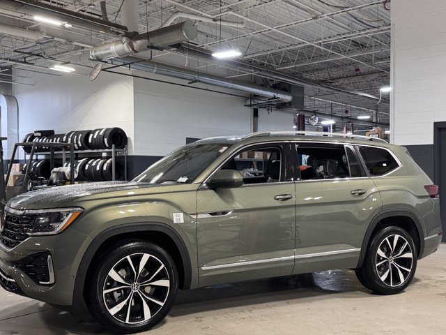 New 2026 Volkswagen Atlas SEL Premium R-Line image 31