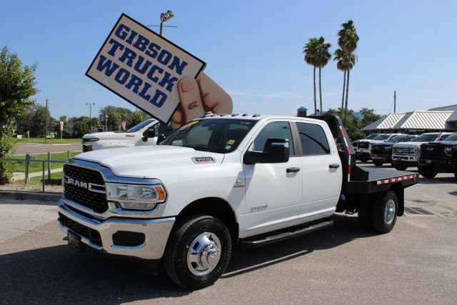 Used 2024 RAM 3500 SLT w/ Quick Order Package 2YG SLT AWD/4WD image 1